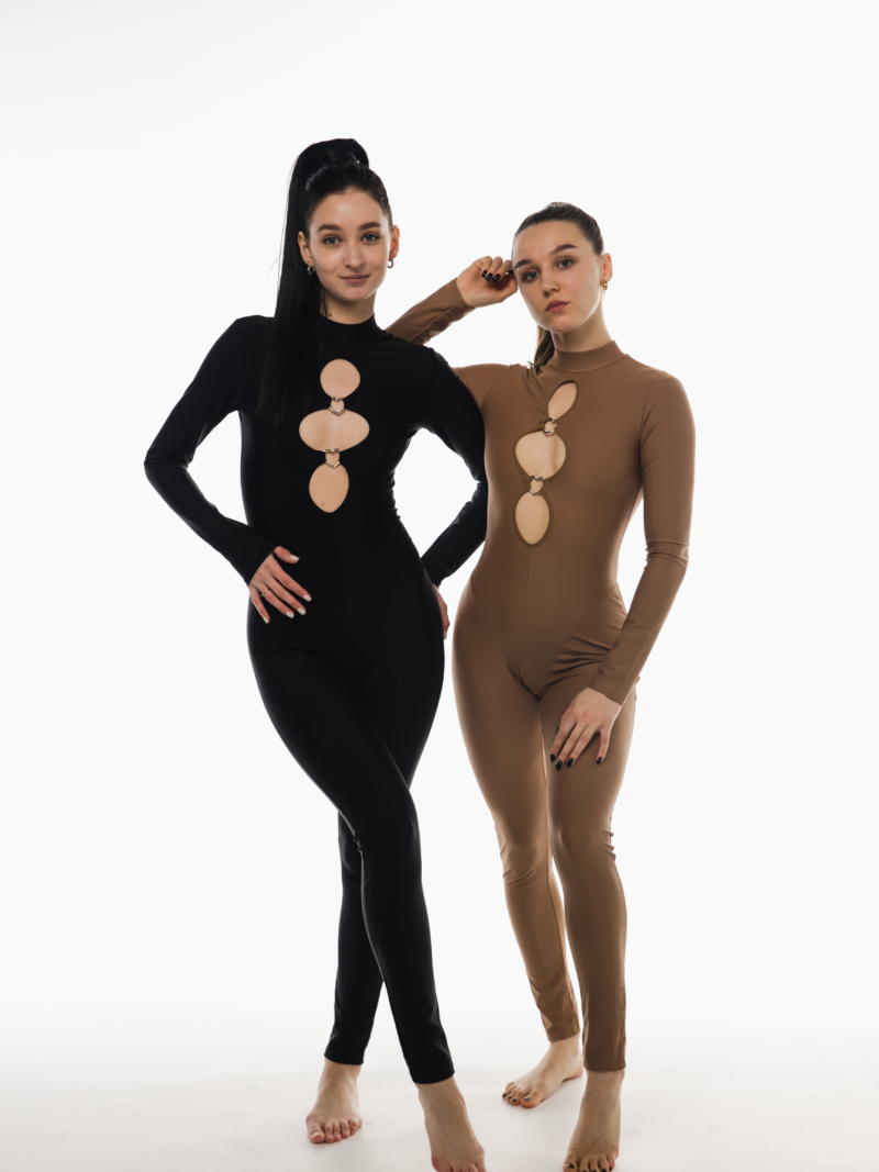 HEART – Bold Elegance for Pole Dance & Stage Performance